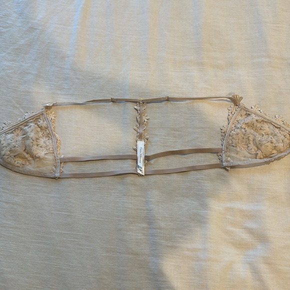 Flora Nikooz Showstopper Bralette Nude - Picture 2 of 5